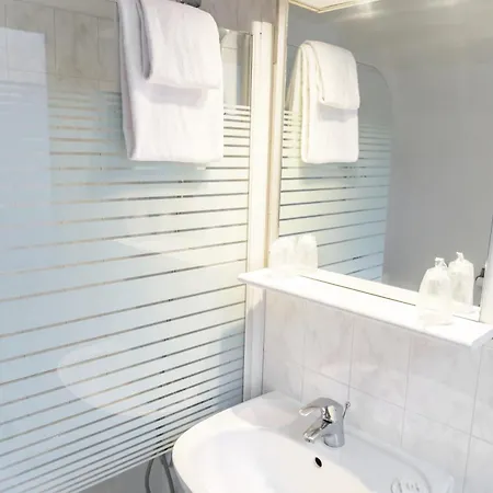 Hotel D'win