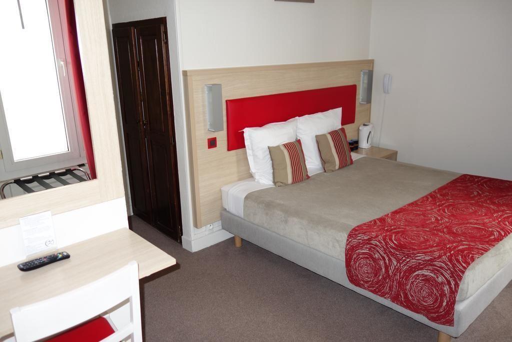 Hotel D'win 2*