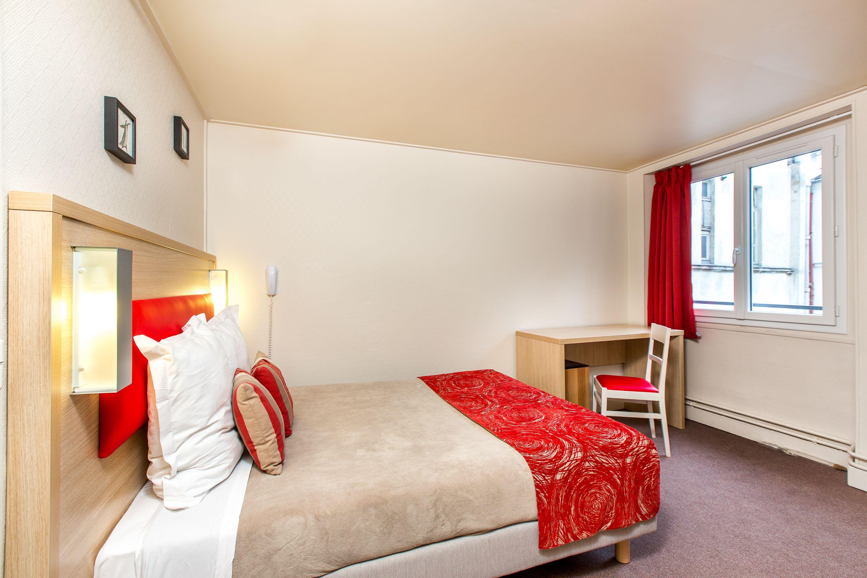 D'win Hotel 2*