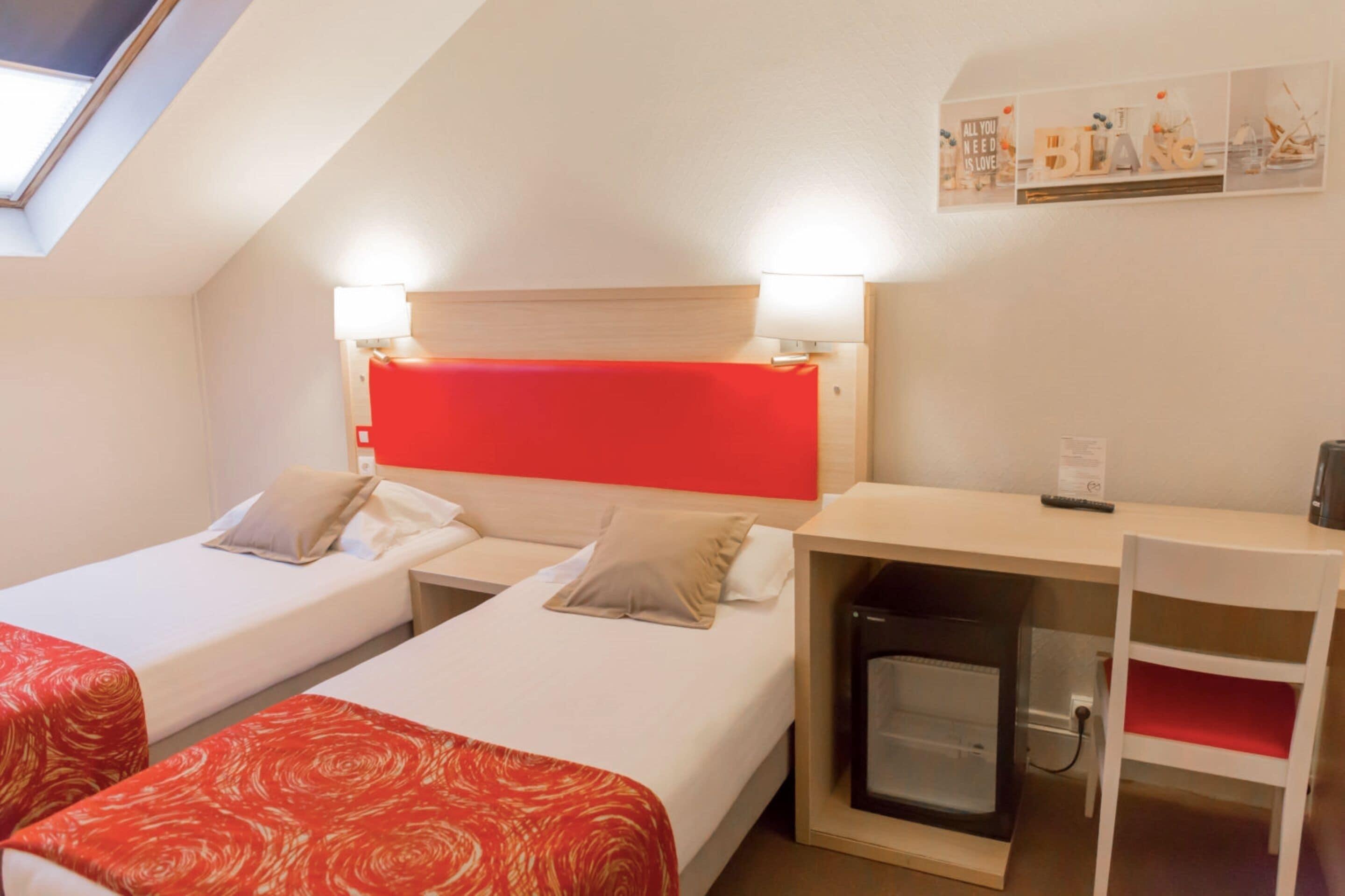 Hotel D'win 2*