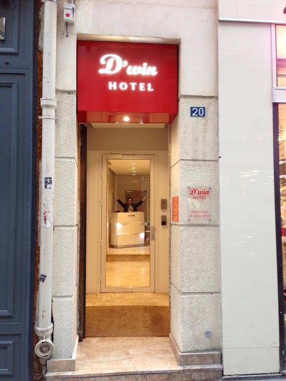 D'win Hotel 2*